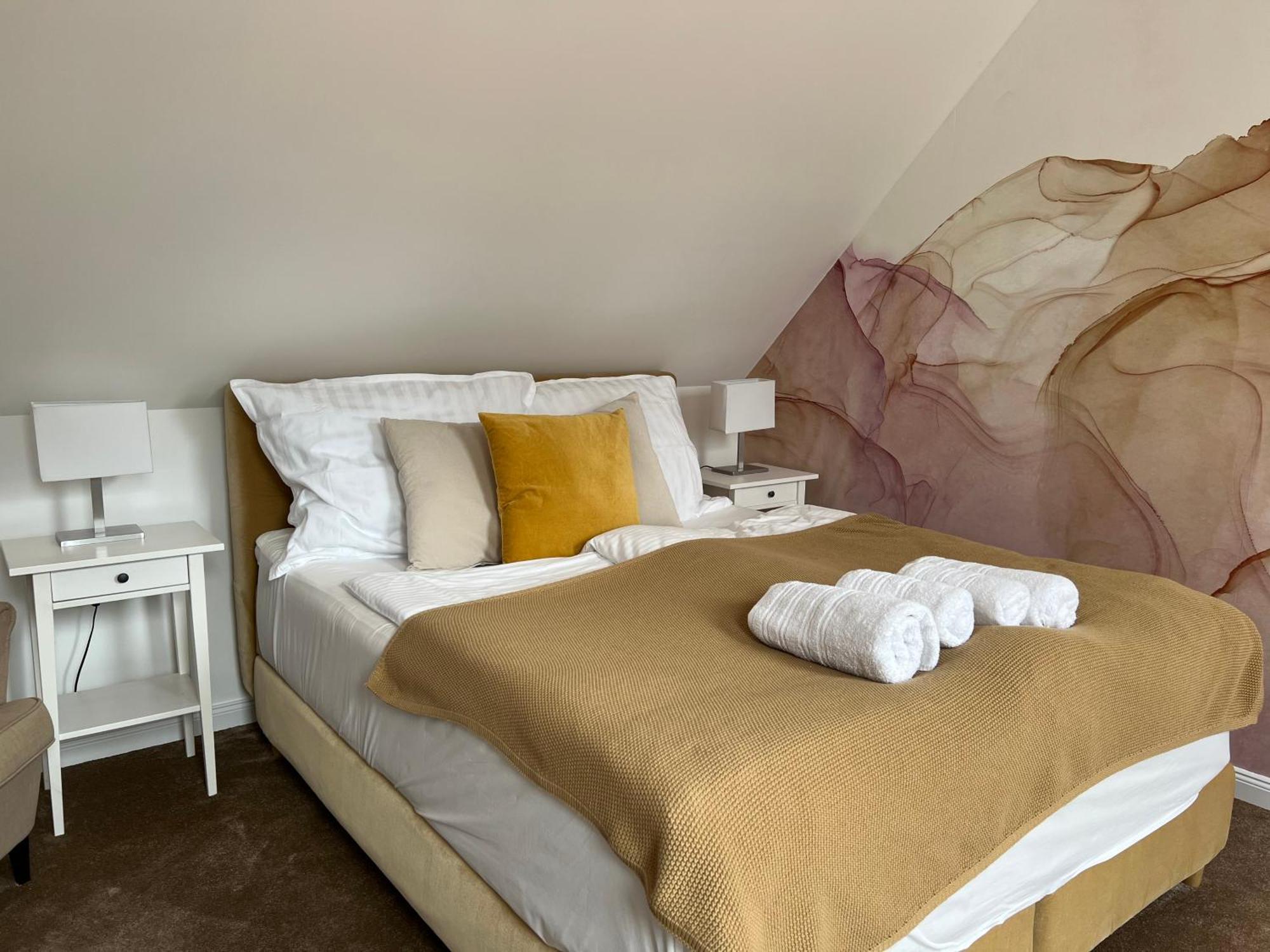Monbuhim Comfort Veszprém Esterno foto